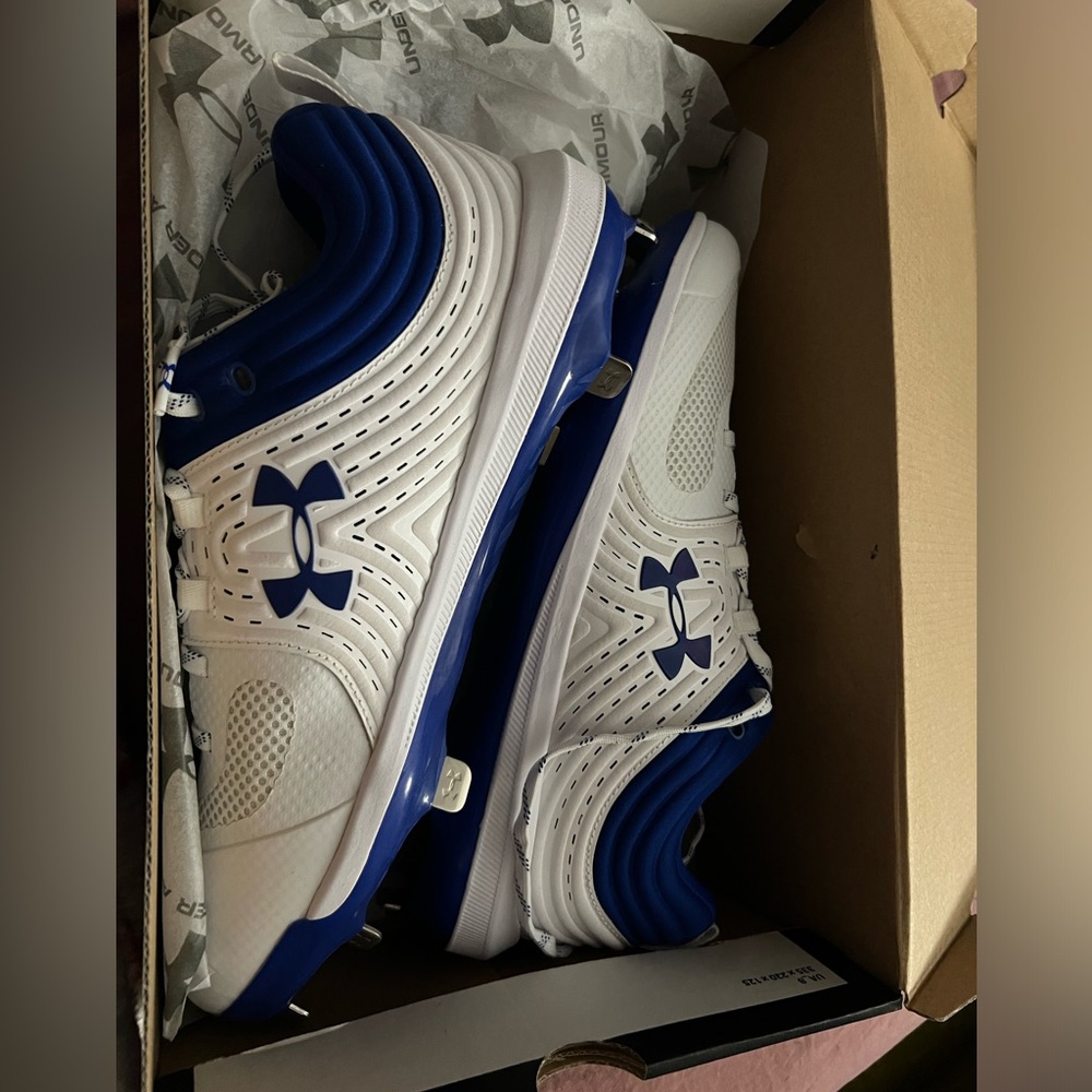 Under armor cleats new in box